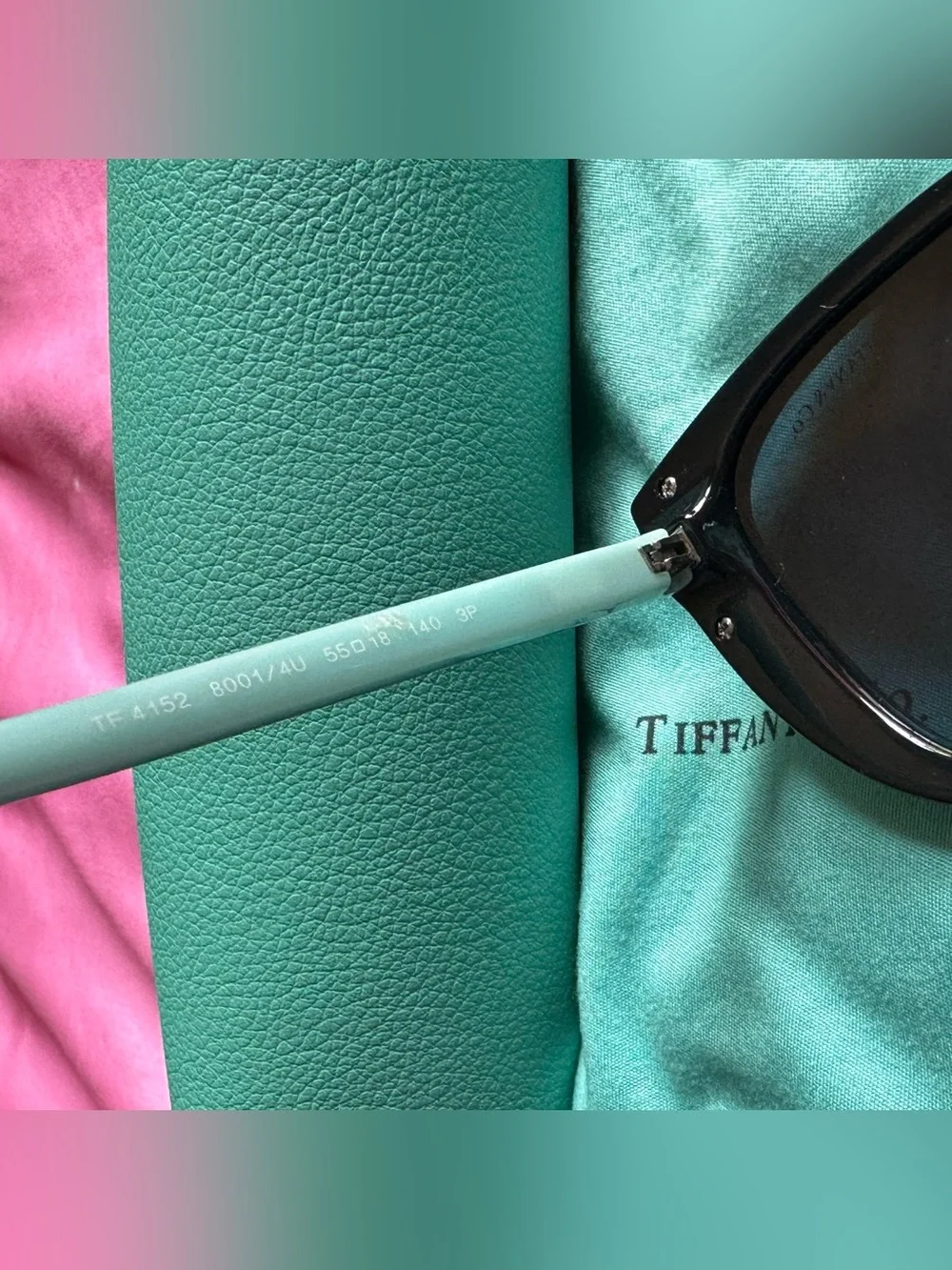 Tiffany & Co. Blue Black Polarized Tiffany’s T Collection Case/Dustbag/Cloth